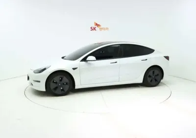 Tesla Model 3 2022, 46612 км, за 5277.67 USD