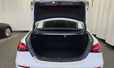 Mercedes-Benz E-Class 2021, 80932 км, за 33036.01 USD - фото 20