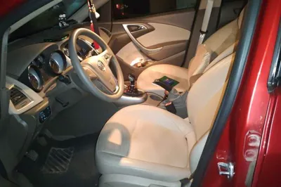 Buick GT 2013, 91500 км, за 2469 USD - фото 15