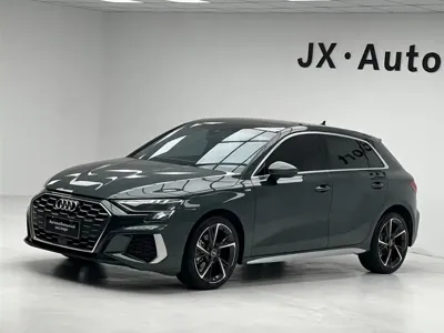 Audi A3 · 2022 год