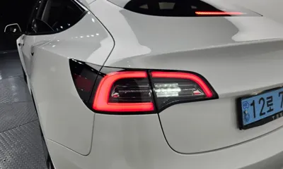 Tesla Model 3 2022, 33712 км, за 24028.12 USD - фото 23