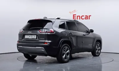 Jeep Cherokee 2020, 52427 км, за 10993.37 USD