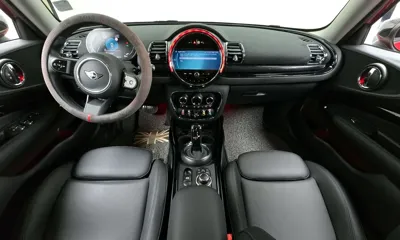 MINI Clubman 2024, 16764 км, за 20781.77 USD - фото 7