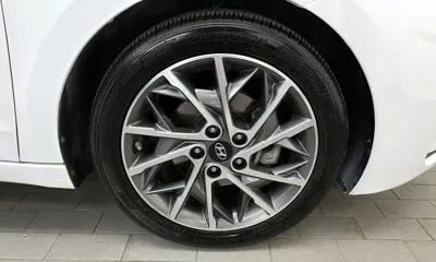 Hyundai Avante 2020, 116640 км, за 7155.87 USD - фото 21