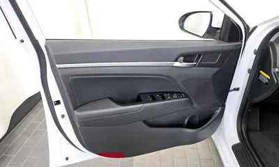 Hyundai Avante 2020, 116640 км, за 7155.87 USD - фото 24
