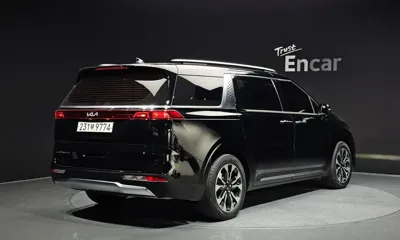 Kia Canival 2021, 129632 км, за 13719.31 USD