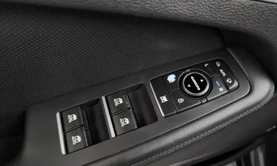 Hyundai Genesis 2016, 152854 км, за 6830.76 USD - фото 37