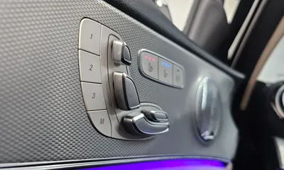 Mercedes-Benz E-Class 2020, 55837 км, за 18818.77 USD - фото 18