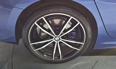BMW 3-Series 2019, 33937 км, за 23387.63 USD