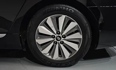 Hyundai Grandeur 2016, 171171 км, за 4293.52 USD - фото 21
