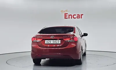 Hyundai Avante 2012, 121118 км, за 1982.16 USD