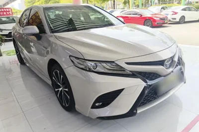 Toyota Camry 2019, 61800 км, за 15434 USD