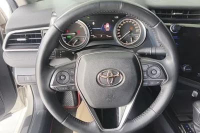 Toyota Camry 2019, 61800 км, за 15434 USD - фото 13