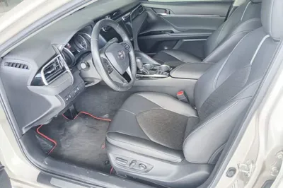 Toyota Camry 2019, 61800 км, за 15434 USD - фото 17