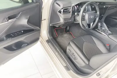 Toyota Camry 2019, 61800 км, за 15434 USD - фото 18