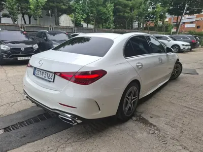Mercedes-Benz C-Class 2025, 9888 км, за 37116.61 USD