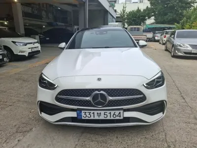 Mercedes-Benz C-Class 2025, 9888 км, за 37116.61 USD