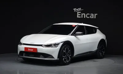 Kia EV6 · 2023 год