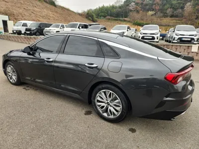 Kia K5 2023, 31545 км, за 14496.52 USD