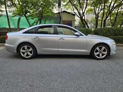 Audi A6 2014, 123000 км, за 4543.98 USD