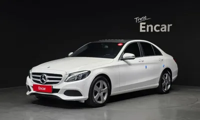 Mercedes-Benz C-Class · 2018 год