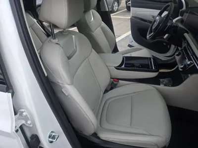 Hyundai Tucson 2024, 33935 км, за 22449.78 USD - фото 17