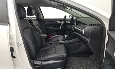 Kia K3 2022, 45174 км, за 11254.24 USD - фото 11