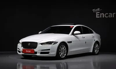 Jaguar XE · 2016 год