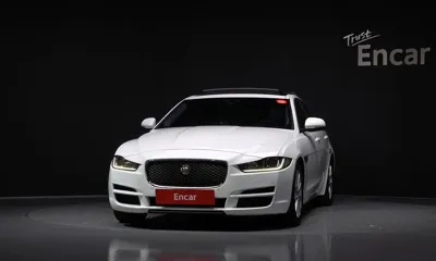 Jaguar XE 2016, 50228 км, за 4591.43 USD