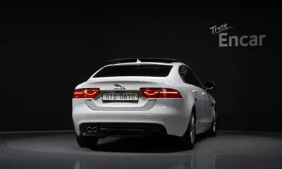 Jaguar XE 2016, 50228 км, за 4591.43 USD