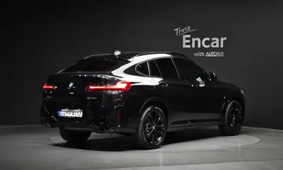BMW X4 2025, 12700 км, за 52768.76 USD