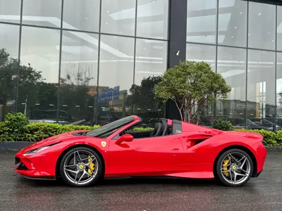 Ferrari F8 2023, 5800 км, за 497341.74 USD