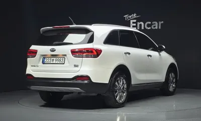 Kia Sorento 2016, 131540 км, за 8599.35 USD