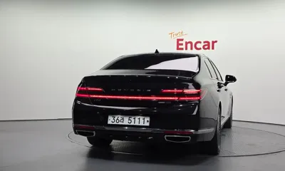 Genesis G90 2019, 126190 км, за 18558.3 USD
