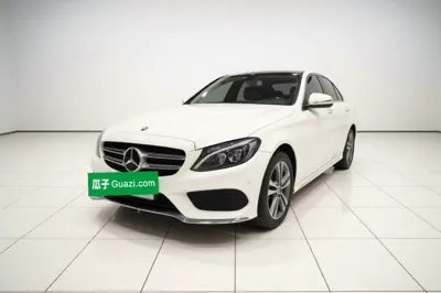 Mercedes-Benz C-Class · 2018 год