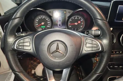 Mercedes-Benz C-Class 2018, 100700 км, за 18270 USD - фото 9