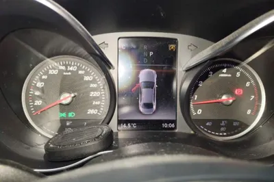 Mercedes-Benz C-Class 2018, 100700 км, за 18270 USD - фото 10