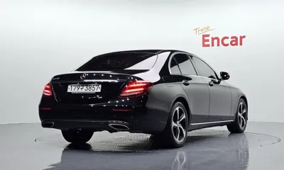 Mercedes-Benz E-Class 2020, 80936 км, за 15688.59 USD