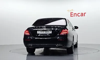 Mercedes-Benz E-Class 2020, 80936 км, за 15688.59 USD