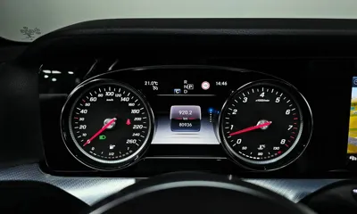 Mercedes-Benz E-Class 2020, 80936 км, за 15688.59 USD - фото 8