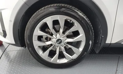 Kia Sorento 2021, 139977 км, за 15562.9 USD