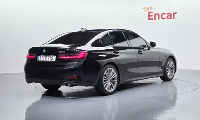 BMW 3-Series 2021, 51579 км, за 17795.91 USD