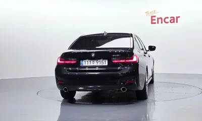 BMW 3-Series 2021, 51579 км, за 17795.91 USD