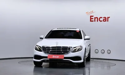 Mercedes-Benz E-Class 2019, 78240 км, за 16410.66 USD