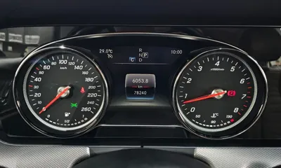 Mercedes-Benz E-Class 2019, 78240 км, за 16410.66 USD - фото 8