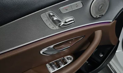 Mercedes-Benz E-Class 2019, 78240 км, за 16410.66 USD - фото 17