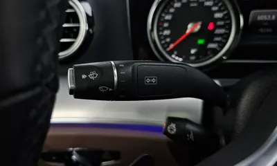 Mercedes-Benz E-Class 2019, 78240 км, за 16410.66 USD - фото 27