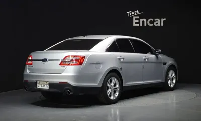 Ford Taurus 2013, 151411 км, за 2472.03 USD