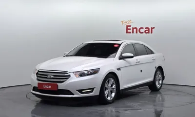 Ford Taurus · 2016 год