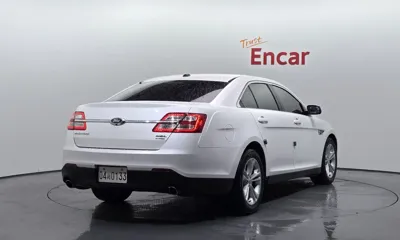 Ford Taurus 2016, 143337 км, за 2847.68 USD